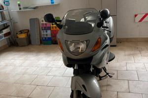 Moto deauville Honda 650