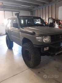 MITSUBISHI Pajero 3.5 ('82-'00) - 1998