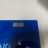 Bilancia digitale laica -leggere bene
