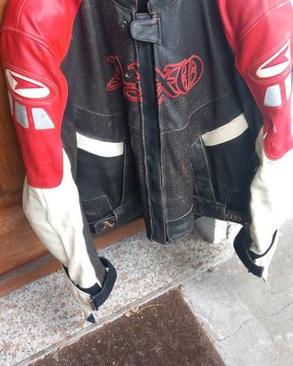 giacca moto in pelle misura 52/54 perfetta 