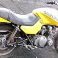 Suzuki 550 katana ricambi