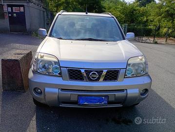 Nissan x-trail 2.2 elegance Diesel  4x4