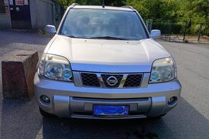 Nissan x-trail 2.2 elegance Diesel  4x4