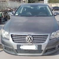 RICAMBI USATI AUTO VOLKSWAGEN Passat Berlina 4a Se