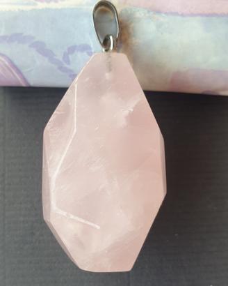 ciondolo quarzo rosa