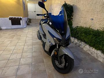 Kymco X-Town 300i pari al nuovo