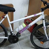 "BICICLETTA \"26\" B TWIN ROCKRIDER 300"