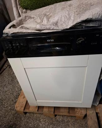 lavastoviglie x cucina