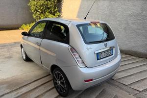 Lancia Ypsilon 1.2 Argento