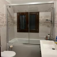 Vasca da bagno + box sopravasca