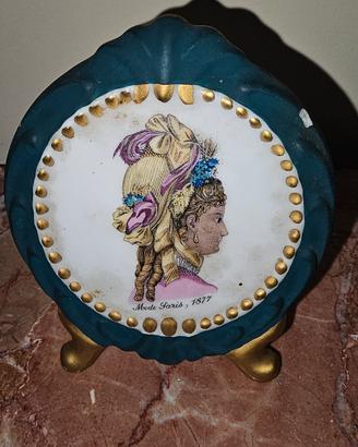 Miniatura Limoges "Mode Paris 1877" – Porcellana 