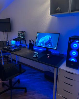 intera postazione da gaming