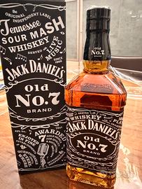 Jack Daniel’s Paula Scher specia edition