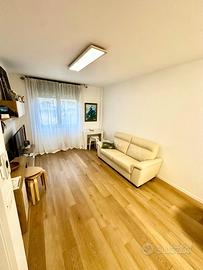 Trilocale arredato con box auto