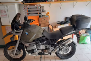 Moto BMW 1100 GS