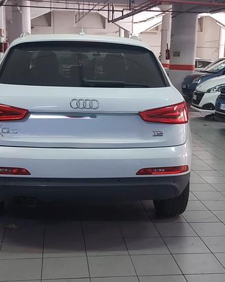 AudiQ3