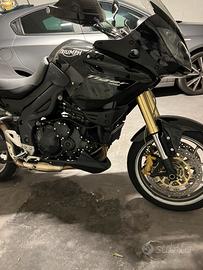 Triumph tiger 1050