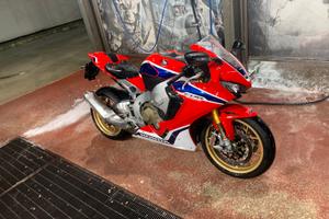 honda cbr 1000 rr  sp fireblade