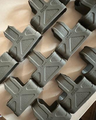 12 x MAGPUL estrattori caricatore 5.56 NATO