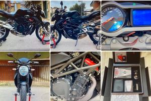 MV-AGUSTA-BRUTALE-1090R-KM-5808-COME-NUOVA