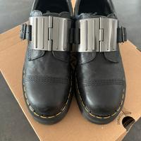 Dr. Martens 8053 quad in pelle con fibbia