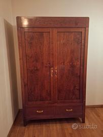 Armadio in legno