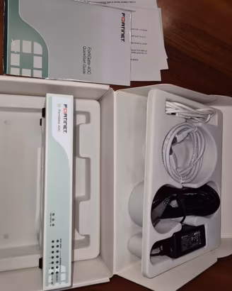 [NUOVO - MAI USATO] Firewall Fortinet FortiGate 40