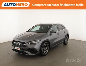 MERCEDES-BENZ GLA 200 AB95709