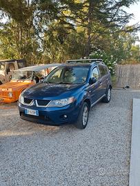 Mitsubishi Outlander 2.2 di-d 7 p.ti DPF ECCELL