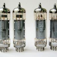EL84 Ei Yugoslavia quartetto matched usate Beard