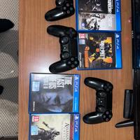 Ps4 con 3 controller aggiuntivi + 5 giochi