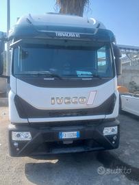 Iveco eurovargo 140 e 28 frigo con cabina letto
