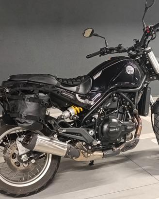Benelli Leoncino 500 trail