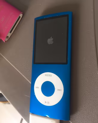 3743NN-Apple iPod Nano 4