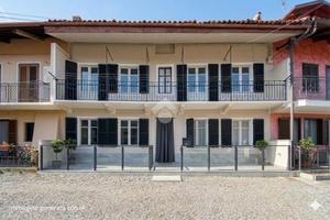 CASA DI CORTE A BUTTIGLIERA ALTA