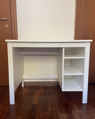 scrivania brusali ikea