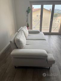 Divano LeComfort modello Luis