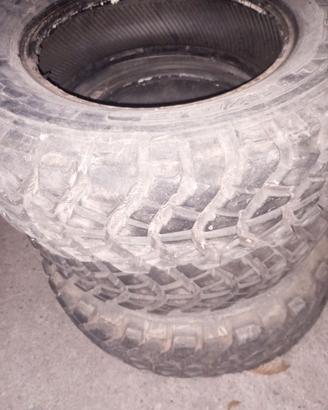 Gomme 205/70  R15 per fuoristrada Suzuki
