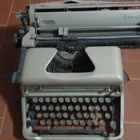 macchina da scrivere 