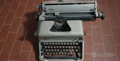 macchina da scrivere 