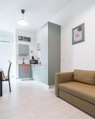 Bivano con balcone via donoratico