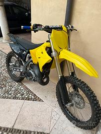 Suzuki rm 125