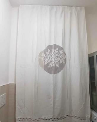 Tenda fatta a mano