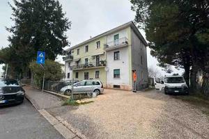 Ampio trilocale Palazzina