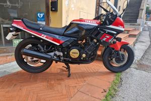 Yamaha FZ 750 - 1985
