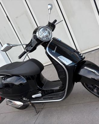Vespa 300 GTS Super ABS/ASR - 2023