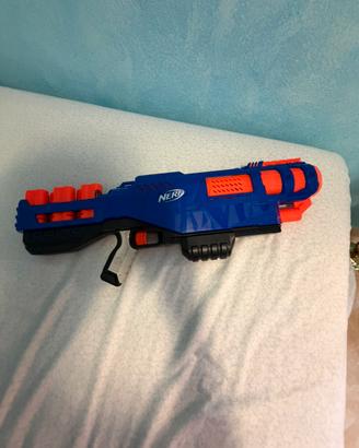 Nerf Elite Trilogy DS-15 blaster pompa