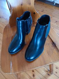 Stivaletti donna nuovi