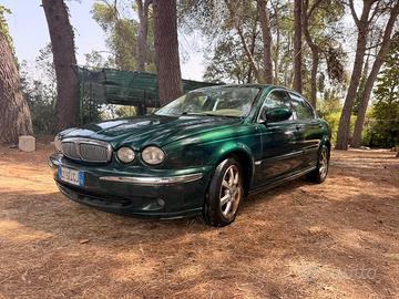 auto Jaguar X-Type 2,0 D  I4 Executive