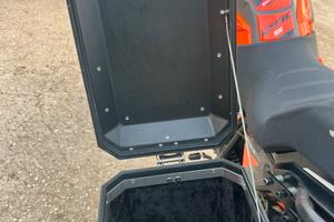 Valige laterali KTM 1290 sadv